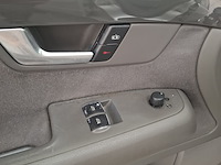 Personenauto, audi, a4 limousine, 2.0, beige, 2001 - afbeelding 46 van  47