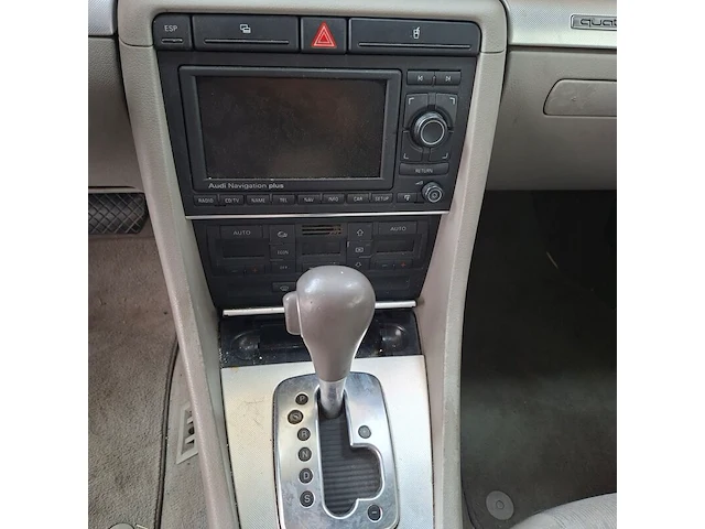 Personenauto, audi, a4 limousine, 3.2 fsi quattro pro line, 2005 - afbeelding 37 van  47