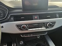 Personenauto, audi, a4 - afbeelding 3 van  39