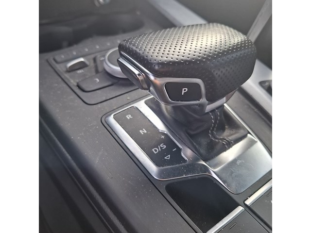 Personenauto, audi, a4 - afbeelding 4 van  39