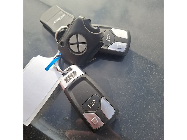 Personenauto, audi, a4 - afbeelding 6 van  39