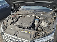 Personenauto, audi, a4 - afbeelding 14 van  39