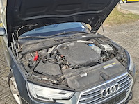 Personenauto, audi, a4 - afbeelding 17 van  39