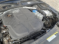 Personenauto, audi, a4 - afbeelding 19 van  39