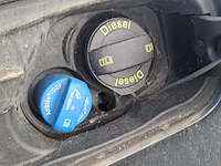 Personenauto, audi, a4 - afbeelding 25 van  39