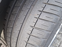 Personenauto, audi, a4 - afbeelding 27 van  39