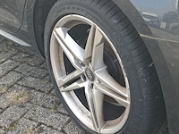 Personenauto, audi, a4 - afbeelding 30 van  39