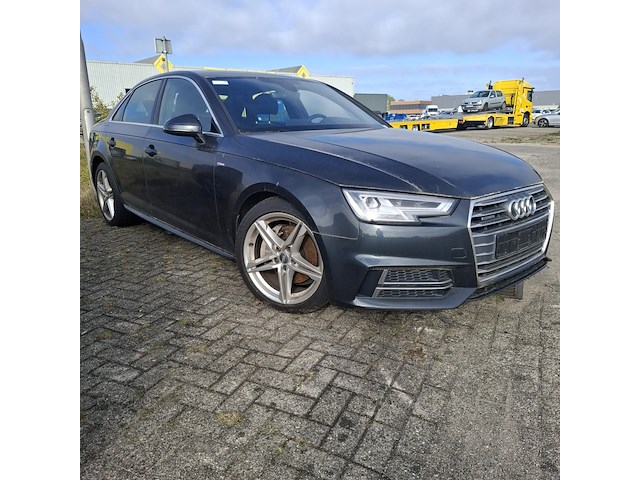 Personenauto, audi, a4 - afbeelding 34 van  39