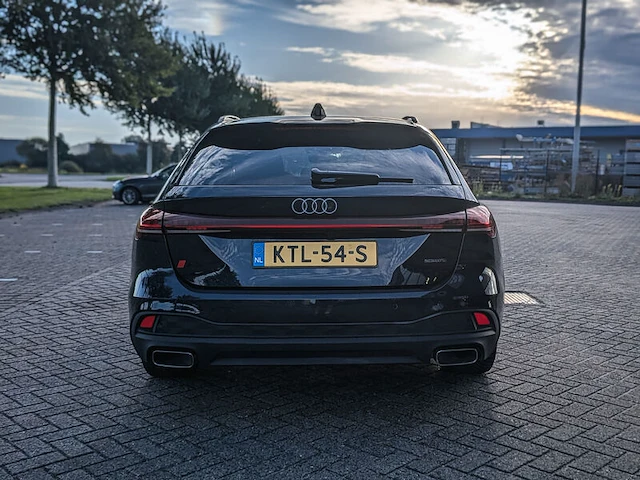 Personenauto, audi, a5 avant, 2.0 e-hybrid quattro s edition, 2025 - afbeelding 31 van  36