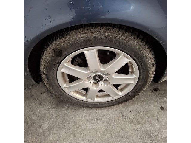 Personenauto, audi, a6 avant, 2.4 pro line mt, 2003 - afbeelding 3 van  25