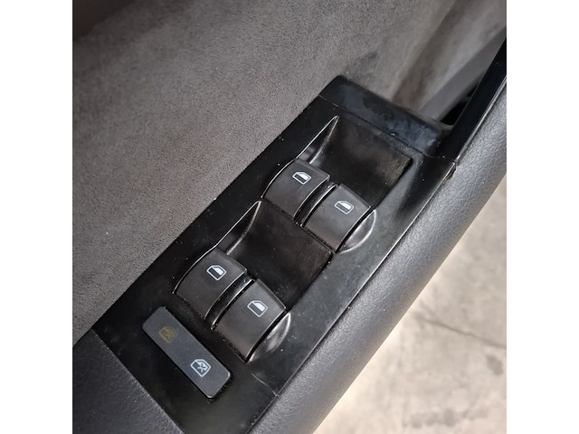 Personenauto, audi, a6 avant, 2.4 pro line mt, 2003 - afbeelding 14 van  25