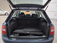 Personenauto, audi, a6 avant, 2.4 pro line mt, 2003 - afbeelding 16 van  25