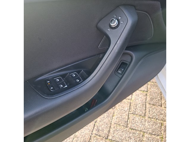 Personenauto audi, a6 limousine 3.0 tdi, zwart, bouwjaar 2012 - afbeelding 19 van  56