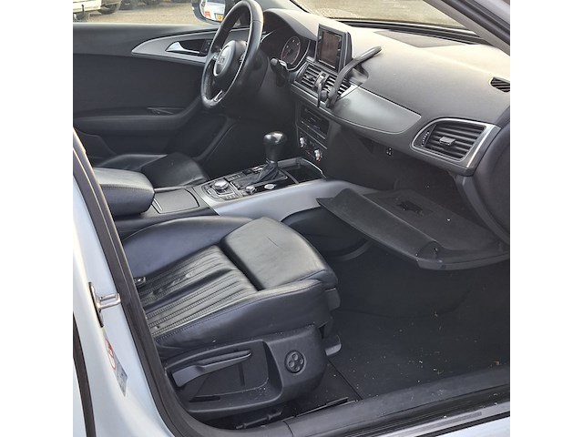 Personenauto audi, a6 limousine 3.0 tdi, zwart, bouwjaar 2012 - afbeelding 49 van  56