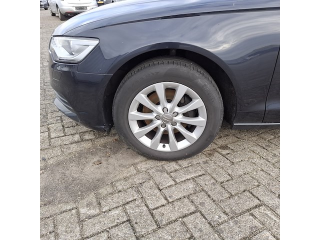 Personenauto, audi, a6 - afbeelding 3 van  45