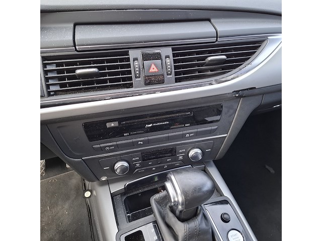 Personenauto, audi, a6 - afbeelding 19 van  45