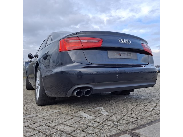 Personenauto, audi, a6 - afbeelding 30 van  45
