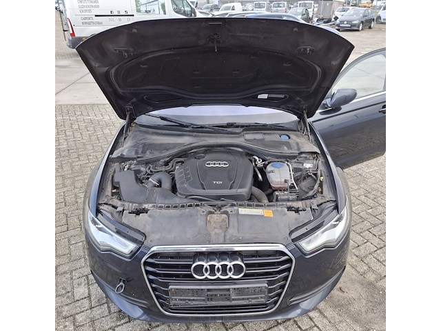 Personenauto, audi, a6 - afbeelding 33 van  45