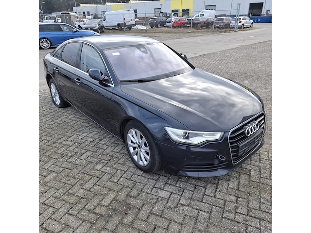 Personenauto, audi, a6 - afbeelding 34 van  45