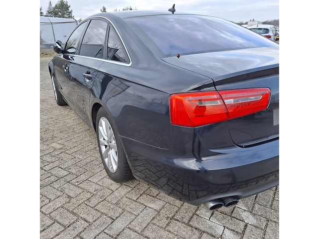 Personenauto, audi, a6 - afbeelding 45 van  45