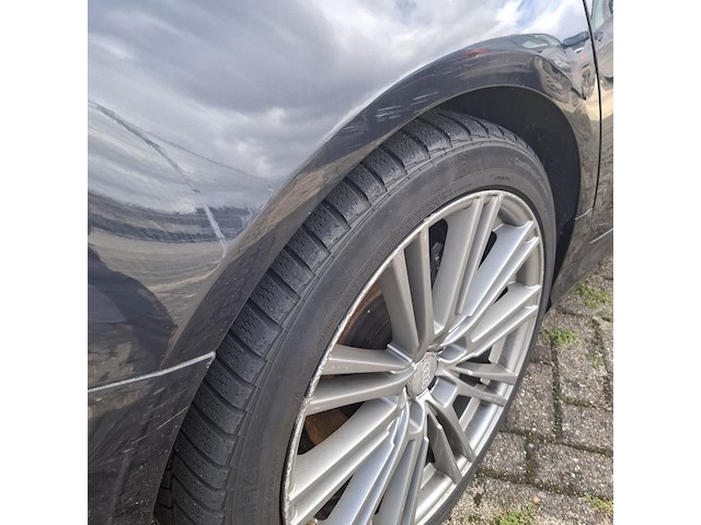 Personenauto, audi, a6 - afbeelding 15 van  23