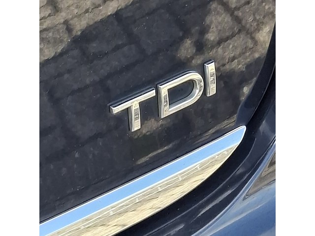 Personenauto, audi, a6 - afbeelding 19 van  23