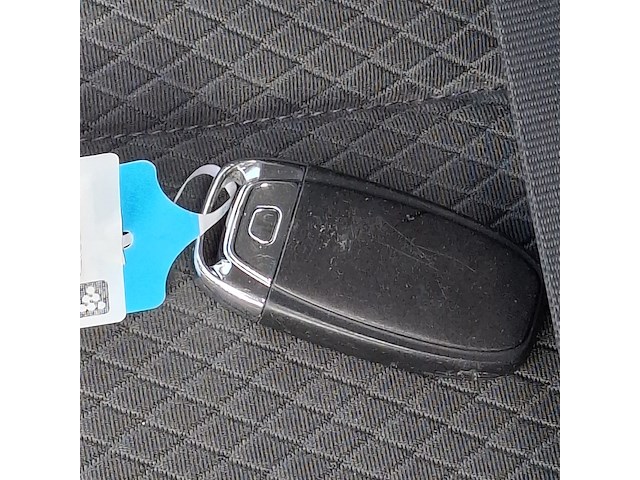 Personenauto, audi, a6 - afbeelding 22 van  23