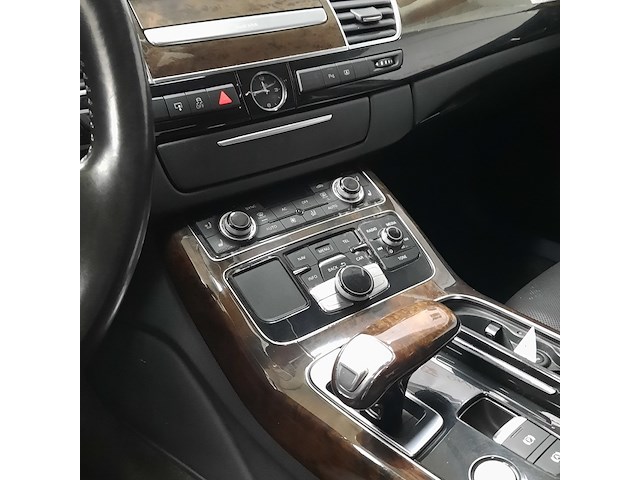 Personenauto, audi, a8, 2011 - afbeelding 16 van  45