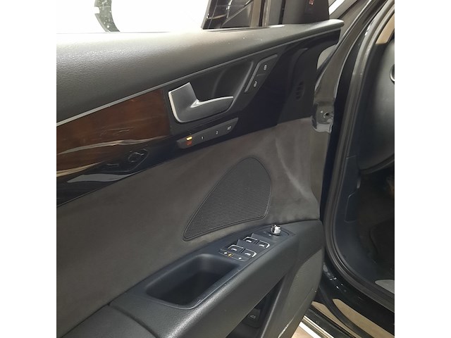 Personenauto, audi, a8, 2011 - afbeelding 20 van  45