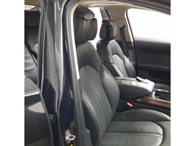 Personenauto, audi, a8, 2011 - afbeelding 26 van  45