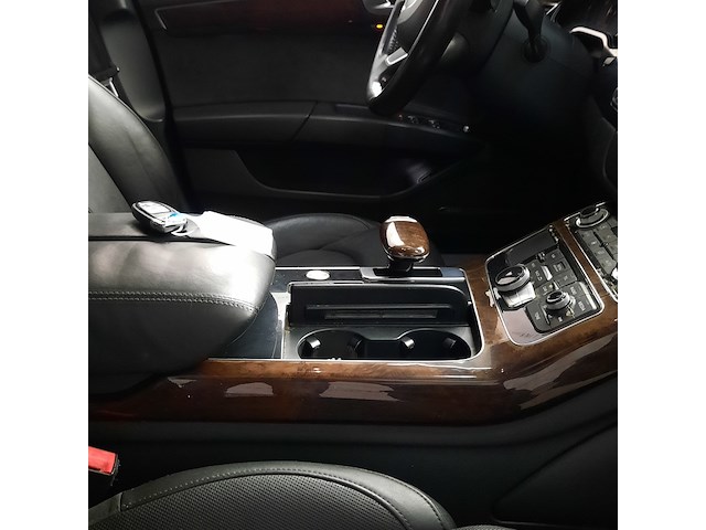 Personenauto, audi, a8, 2011 - afbeelding 29 van  45