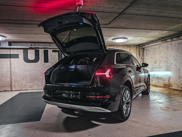 Personenauto, audi, e-tron, 55 quattro advanced edition plus 95 kwh, 2022 - afbeelding 31 van  40