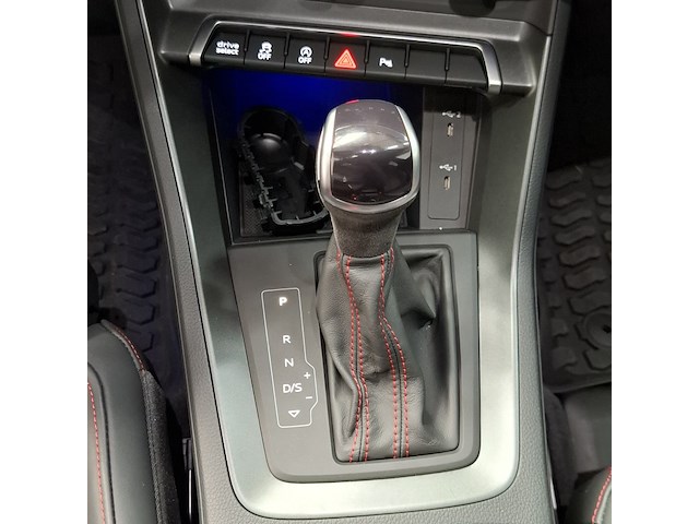 Personenauto, audi, q3 sportback, tfsi rs, 2023 - afbeelding 16 van  37