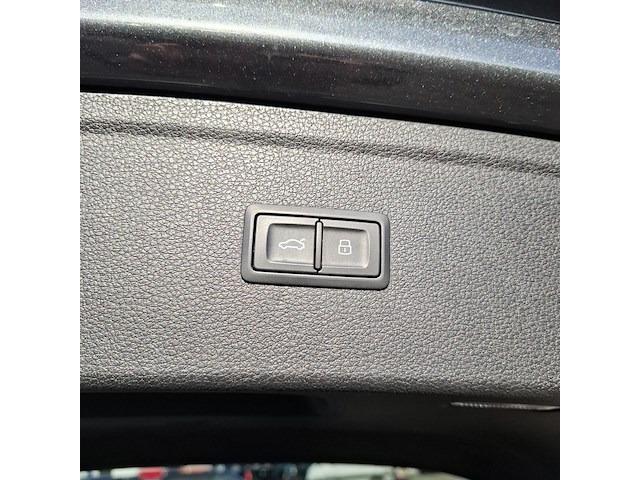 Personenauto audi, q5 3.0 tdi quattro sport, grijs, bouwjaar 2018 - afbeelding 47 van  59