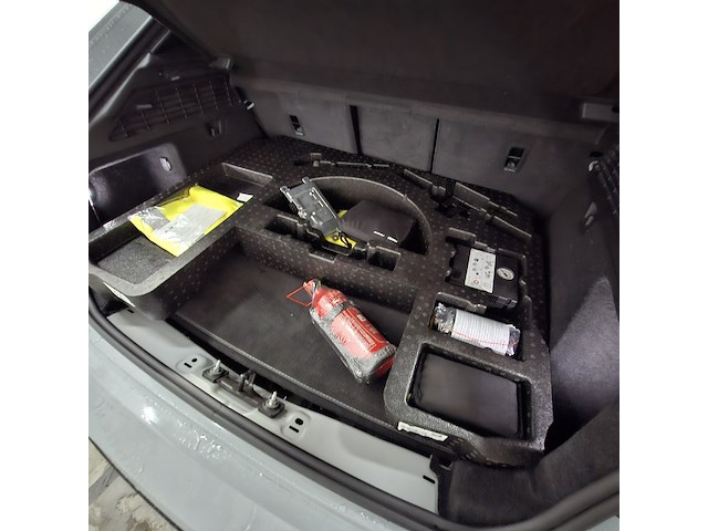 Personenauto, audi, rs3 sportback - afbeelding 25 van  43