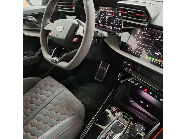 Personenauto, audi, rs3 sportsback - afbeelding 73 van  89