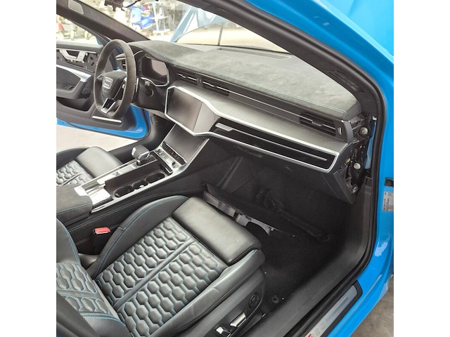Personenauto, audi, rs6 - afbeelding 26 van  55