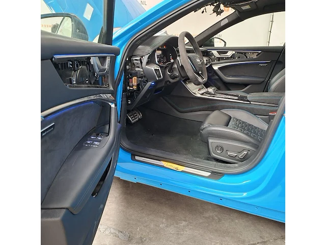 Personenauto, audi, rs6 - afbeelding 14 van  67