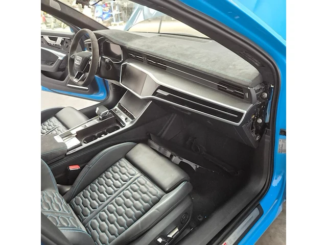 Personenauto, audi, rs6 - afbeelding 35 van  67