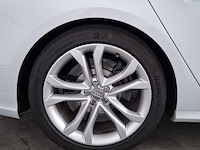 Personenauto, audi, s8 - afbeelding 4 van  35