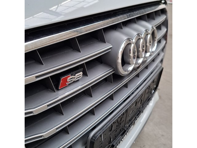 Personenauto, audi, s8 - afbeelding 7 van  35