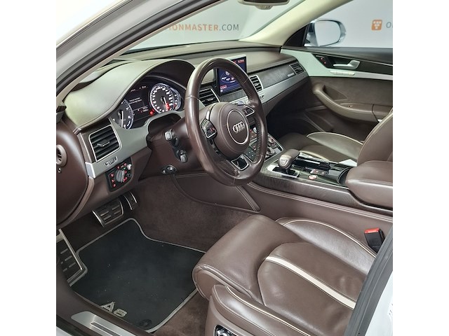Personenauto, audi, s8 - afbeelding 9 van  35