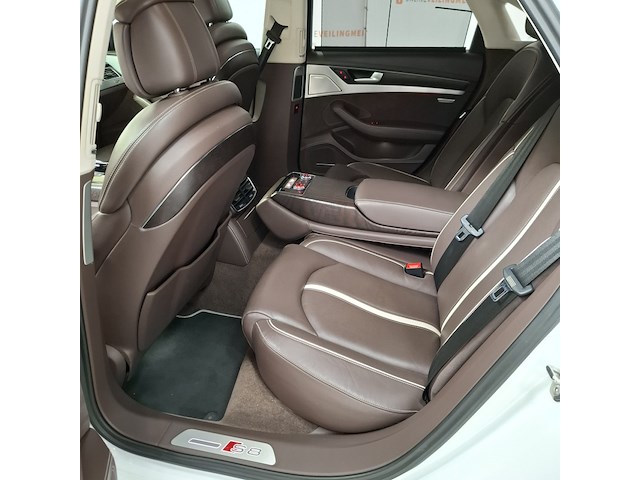 Personenauto, audi, s8 - afbeelding 15 van  35