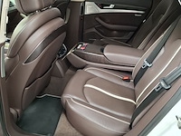 Personenauto, audi, s8 - afbeelding 15 van  35