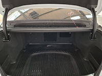 Personenauto, audi, s8 - afbeelding 20 van  35