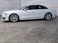 Personenauto, audi, s8 - afbeelding 33 van  35