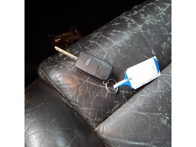 Personenauto, audi, tt, 1.8 5v turbo, grijs, 1999 - afbeelding 21 van  55