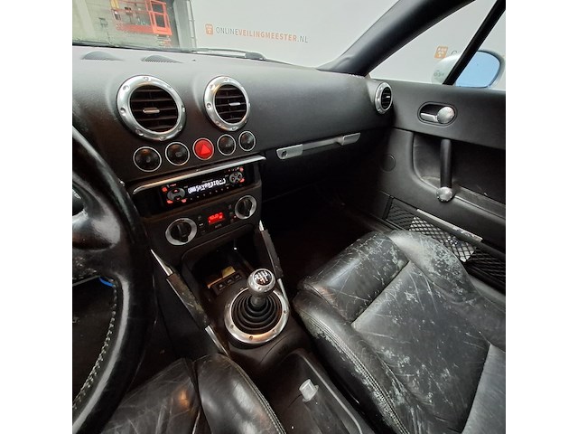 Personenauto, audi, tt, 1.8 5v turbo, grijs, 1999 - afbeelding 26 van  55