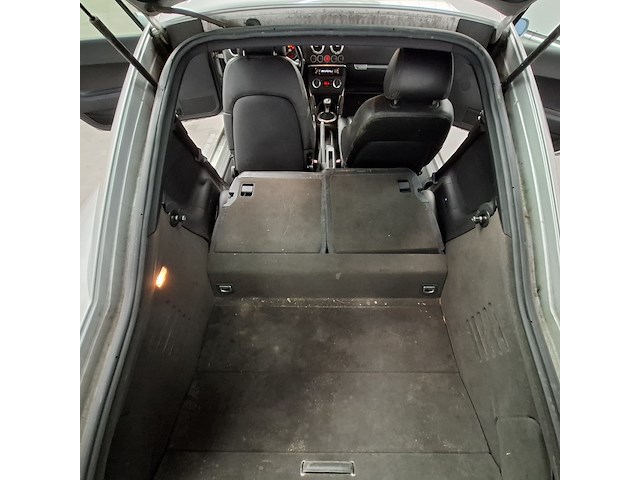 Personenauto, audi, tt, 1.8 5v turbo, grijs, 1999 - afbeelding 31 van  55