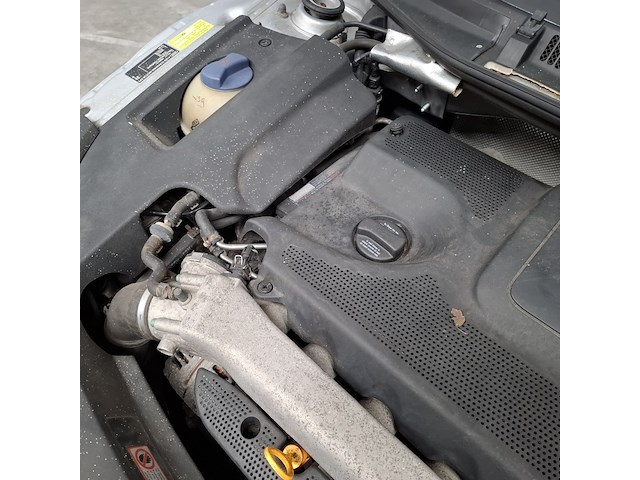 Personenauto, audi, tt, 1.8 5v turbo, grijs, 1999 - afbeelding 46 van  55